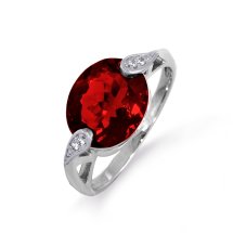 Кольцо с гранатом и фианитами арт.&nbsp;Т303012643 (Т303012643)